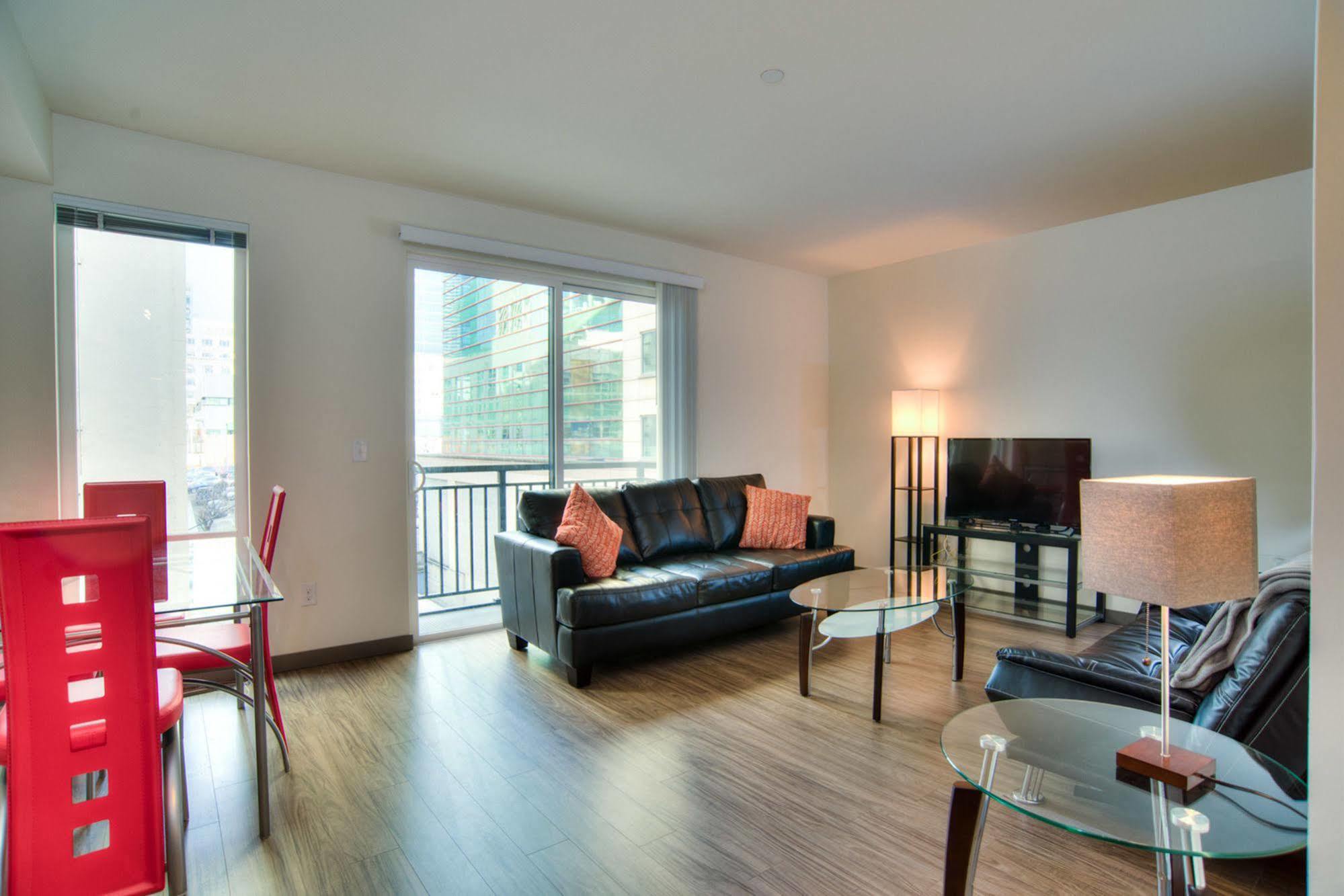 Pelicanstay In Pioneer Square Seattle Bagian luar foto
