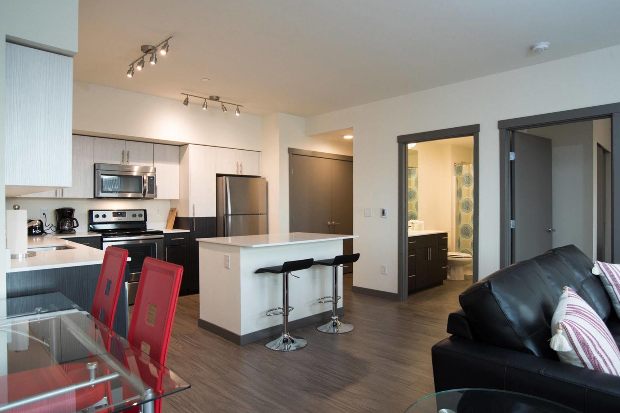 Pelicanstay In Pioneer Square Seattle Bagian luar foto